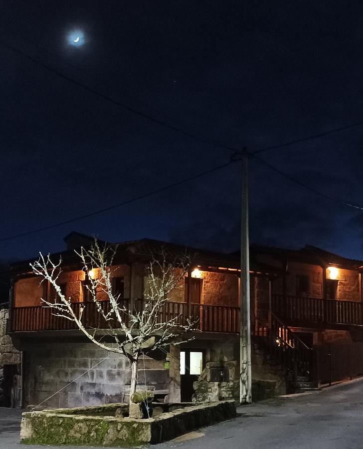 Habitacion Da Moura Maus de Salas エクステリア 写真