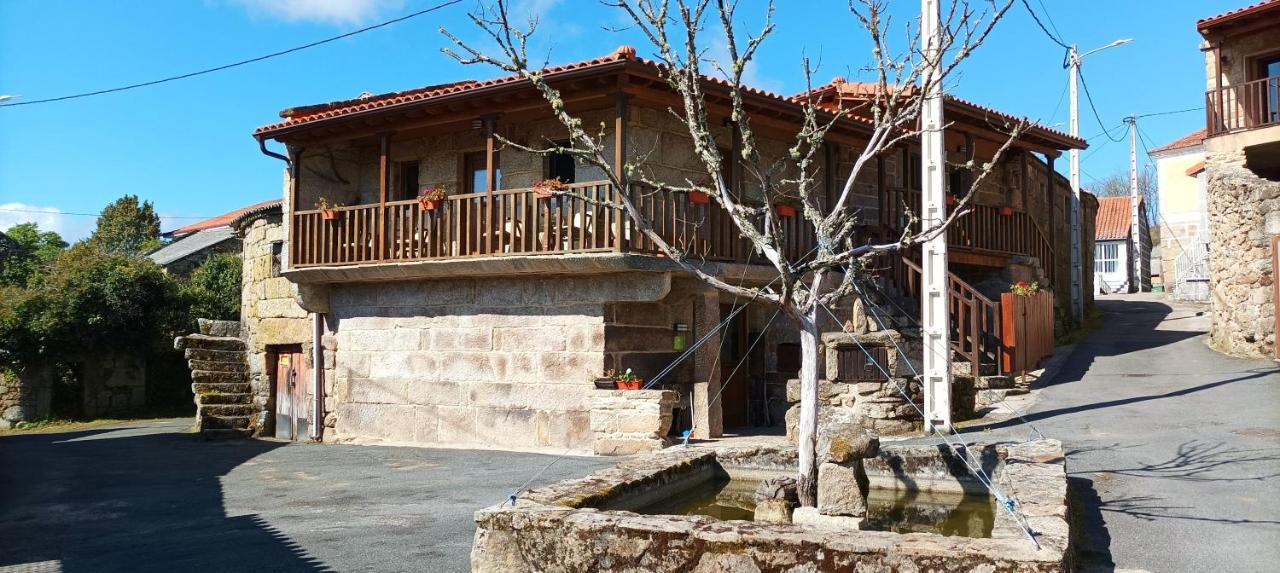 Habitacion Da Moura Maus de Salas エクステリア 写真